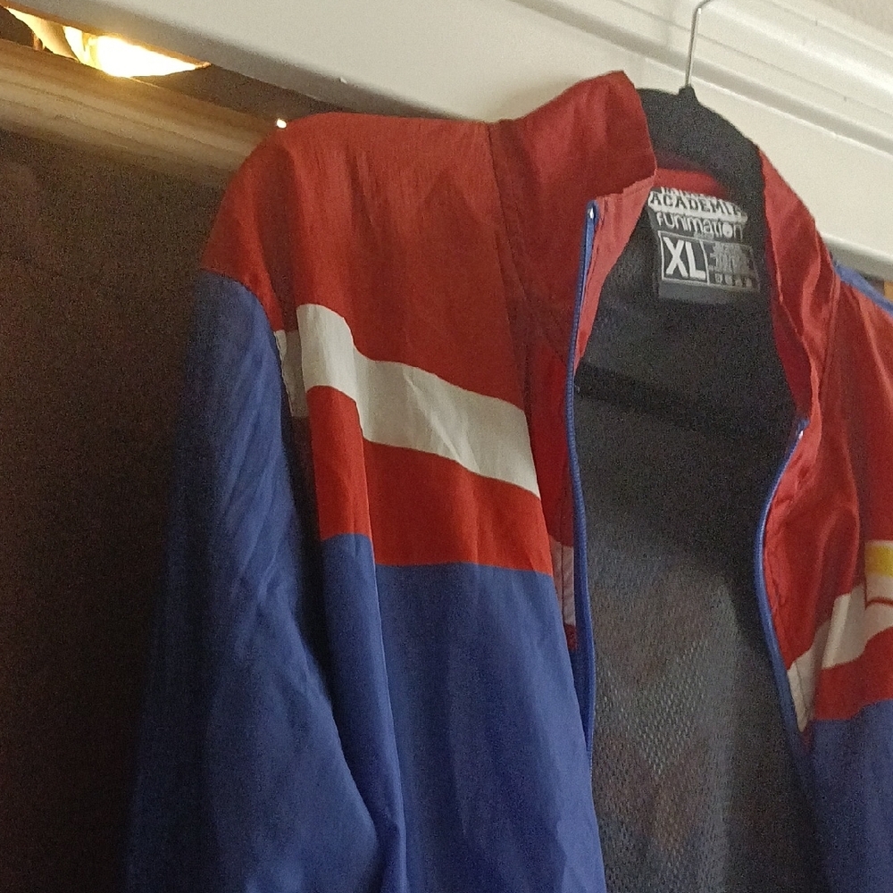 Bold Blue and Red Color-Block Windbreaker - Picture 2 of 7